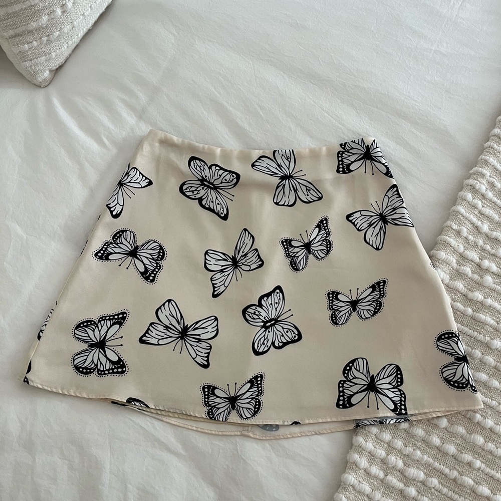 More to Come Araceli Butterfly Print Skirt